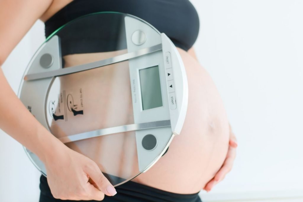 Pregnancy Weight Loss and Weight Gain